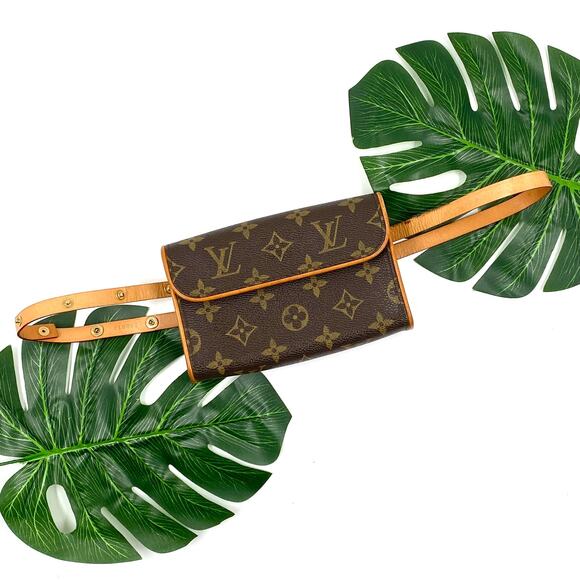 Louis Vuitton Handbags - Louis Vuitton Florentine Waist Belt Bum Bag Monogram Crossbody Shoulder Clutch